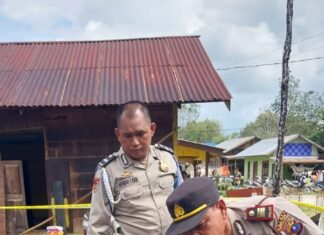 Saat Pemilik Rumah Bekerja Diladang 1 Unit Rumah Dan 1 Sepeda Motor Hangus Terbakar