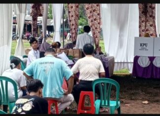 Miris, Surat Suara Dapil 5, Nyasar Dapil 1 di TPS 39 Cimone Jaya. PPS Anggap Suara Tidak Sah.
