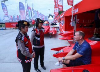 Polda Sumut Terjunkan Personil Mahir Bahasa Inggris Untuk Layani Wisatawan Yang Menyaksikan Event F1 Powerboat