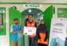Rumah Zakat Jelang Ramadhan Gelar Bersih – Bersih Masjid Di Kecamatan Benda