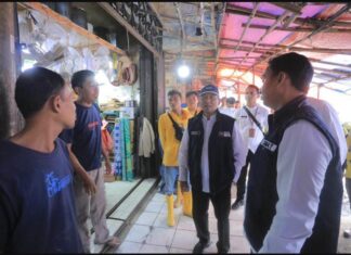 Sekda Herman : Bantu Pedagang Yang Belum Pindah Dan Imbau Agar Kios Segera Dikosongkan