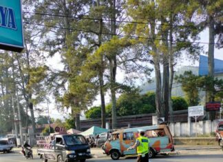 Untuk Mengantisipasi Kemacetan Libur Jumat Agung, Sat Lantas Polres Toba Melakukan Patroli