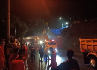 Bencana Tanah Longsor Terjadi di Desa Citaringgul, Babakan Madang: Tidak Ada Korban Jiwa Namun Akses Jalan Tertutup
