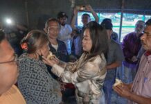 Satika Simamora, SE, MM Bersama Pemkab Taput Buka Rekening Bantuan Donasi Untuk Korban Musibah Kebakaran