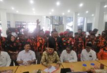Dikawal Ratusan Relawan dan Simpatisan, H. Zulkarnain, SE Daftar ke Kantor DPC PDIP Kabupaten Tangerang