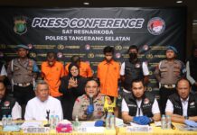 Polres Tangsel Ungkap Produksi Tembakau Sintetis, 3 Diamankan Dan 1 DPO