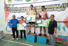 Cabor Bulutangkis O2SN SMP 2024 Frea dan Farjri Sabet Medali Emas