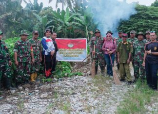 Koramil 1307-09/Poso Pesisir Gelar Karya Bakti Pembersihan Pasar, Dukung TMMD Imbangan di Kabupaten Tojo Una-Una