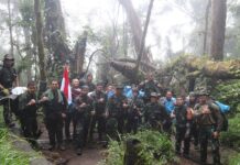 Dandim 0615/Kuningan berhasil taklukkan Gunung Ciremai