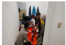 Polsek Cibungbulang Lakukan Olah TKP Terkait Penemuan Mayat di Rumah Kontrakan