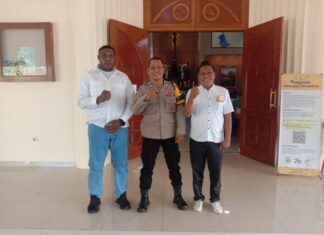 Bhabinkamtibma Wilayah Hukum Polsek Megamendung Laksanakan Pengamanan Gereja Youkubus Rosuul