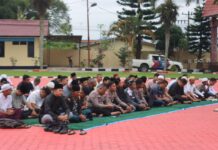 Polres Toba Gelar Sholat Idul Adha Bersama Masyarakat Di Lapangan Mako Polres Toba