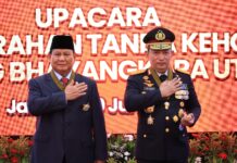 Menhan Prabowo Subianto Terima Penghargaan Tanda Kehormatan Bintang Bhayangkara Utama Polri
