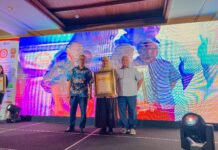 Rumah Zakat Dapatkan Dua Penghargaan Sekaligus Indonesia Original Brand 2024