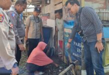 Polsek Parung Olah TKP Terkait Adanya Penemuan Bayi di Kp. Putat Nutug Parung