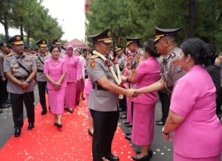 Kapolda Komjen Pol Agung Setya Imam Effendi Pamit ! ucapkan Terimakasih Kepada Masyarakat Sumut !