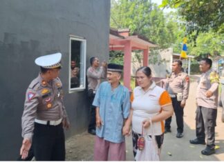 Hubungan Emosional Antara Masyarakat Dan Polres Tangerang Selatan Dalam Rangka Hari Lalu Lintas ke-69