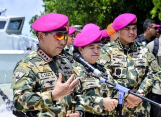 Kapolri Hadiri HUT ke-79 TNI AL