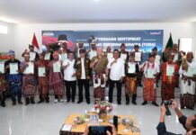 Terima Sertipikat dari Menteri AHY, Warga Eks Timor Timur Petik Hasil Kesetiaan kepada NKRI Setelah 25 Tahun