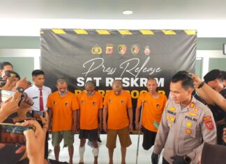 Sat Reskrim polres Bogor Bersama Dit Krim Um Polda Jawa Barat Berhasil Bekuk 4 Pelaku Pencurian Di Desa Pamijahan