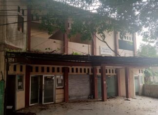 Ironis : Puskesmas Lama Sangat Kumuh Dan Menyeramkan