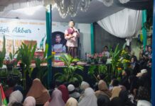 Mepringati Maulid Nabi,Majelis Ta’lim Bani Abdullah-Raudhotul Jannah-Paud Ibunda Gelar Tabligh Akbar Bersama UST.Nur Maulana