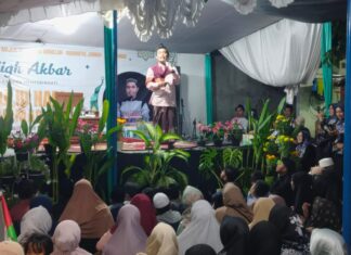 Mepringati Maulid Nabi,Majelis Ta’lim Bani Abdullah-Raudhotul Jannah-Paud Ibunda Gelar Tabligh Akbar Bersama UST.Nur Maulana