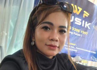 Ramaikan Dunia Hiburan Musik Dangdut Tangerang, Evita Artis Bertalenta Dan Berbakat