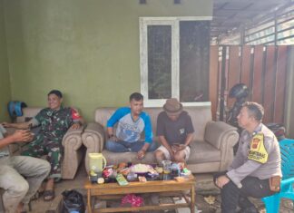 SINERGITAS TNI POLRI WILAYAH HUKUM POLSEK CILEUNGSI GIAT COOLING SISTEM SAMBANGI WARGA DALAM RANGKA MENGAJAK WARGA BERSINERGI MENJAGA KAMTIBMAS