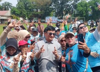 Firalnya Relawan Andra Soni ( RASO ) Senam Sehat Goyang Tangsel