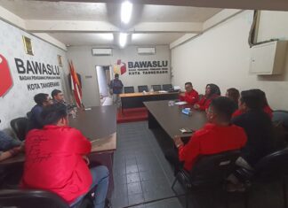PDIP Kota Tangerang Geruduk Bawaslu, Ada Apa?