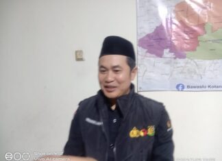 Dimasa Tenang, Salah Satu Paslon Pemilukada Kota Tangerang Tebar Pesona Sebar Minyak, Bawaslu Siap Proses Sesuai Aturan