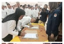 PPK Kemang Gelar Pelantikan 1.064 KPPS Di Gedung Sahala Matua Desa Parakanjaya