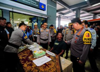 Kapolri Cek Kesiapan Terminal Hingga Wisata di Solo Jelang Nataru