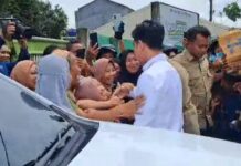 Antusias Warga Sambut Kedatangan Wakil Presiden RI ke MBS Jampang Kemang