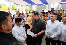 Tegaskan Kepastian Hukum Tanah Warga Negara, Menko AHY dan Wamen Ossy Serahkan Setipikat Tanah untuk Warga Lebak