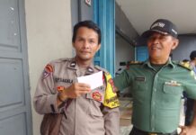 Bhabinkamtibmas Polsek Cibungbulang Bersama Tni Sambang Desa Dukuh Berikan Pesan Kamtibmas