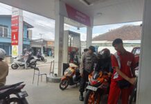 Bhabinkamtibmas Wilayah Hukum Polsek CWI Polres Bogor Giat Cooling Sistem Sambang Kamtibmas Obyek Vital SPBU