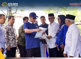 Serahkan Sertipikat kepada Masyarakat Kampung Nelayan Muara Angke, Menteri Nusron: Sudah Memiliki Kekuatan Hukum yang Kuat