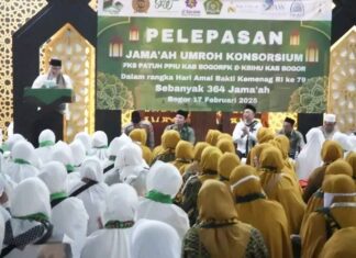 Pj. Bupati Bogor Lepas Jamaah Umroh Konsorsium FKS Patuh Jabar