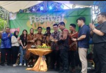 Anniversary Ke- 7 Tahun, Pakons Prime Hotel Menggelar Santunan Anak Yatim Piatu