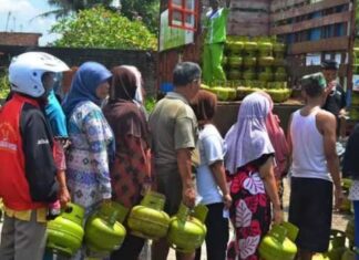 Presiden Prabowo , Intruksikan Pengecer Dapat Menjual kembali Gas 3 kg., Emak_emak Tidak akan mengantri Lagi