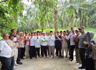 Pemdes Kemang Gelar Acara Peresmian Pembukaan Jalan Desa dan Tasyakuran