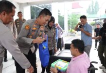Kapolres Bogor Laksanakan Bansos Kapolri Serentak Se Jawa Barat Melalui Sarana Zoom Polda Jabar