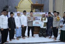 Polres Bogor Tarawih Keliling Eratkan Silaturahmi Dengan Masyarakat