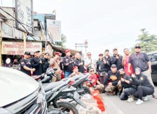 Ramadhan penuh kepedulian:Grib ranting kelurahan Serua Ciputat berbagi 1000 takjil.