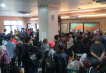 Warga Antusias Datang Ke UPTD Samsat Cikokol, Karena Bisa Membantu Ringankan Biaya Pajak