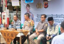 Kapolres Bogor AKBP Rio Wahyu Anggoro, S.H., S.I.K., M.H. Mendengarkan Keluhan Warga Dalam Mencari Solusi, Melalui Jumat Curhat