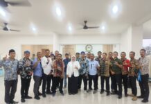 Di Gedung Nusantara III, Pengurus Pusat Aliansi Gabungan R2-R3 Indonesia temui Komisi II DPR.RI : Angkat segera R2-R3 menjadi ASN PPPK