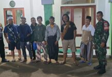 Bhabinkamtibmas dan Babinsa di Ciampea Laksanakan Kontrol Ronda Malam, Sampaikan Pesan Kamtibmas kepada Warga